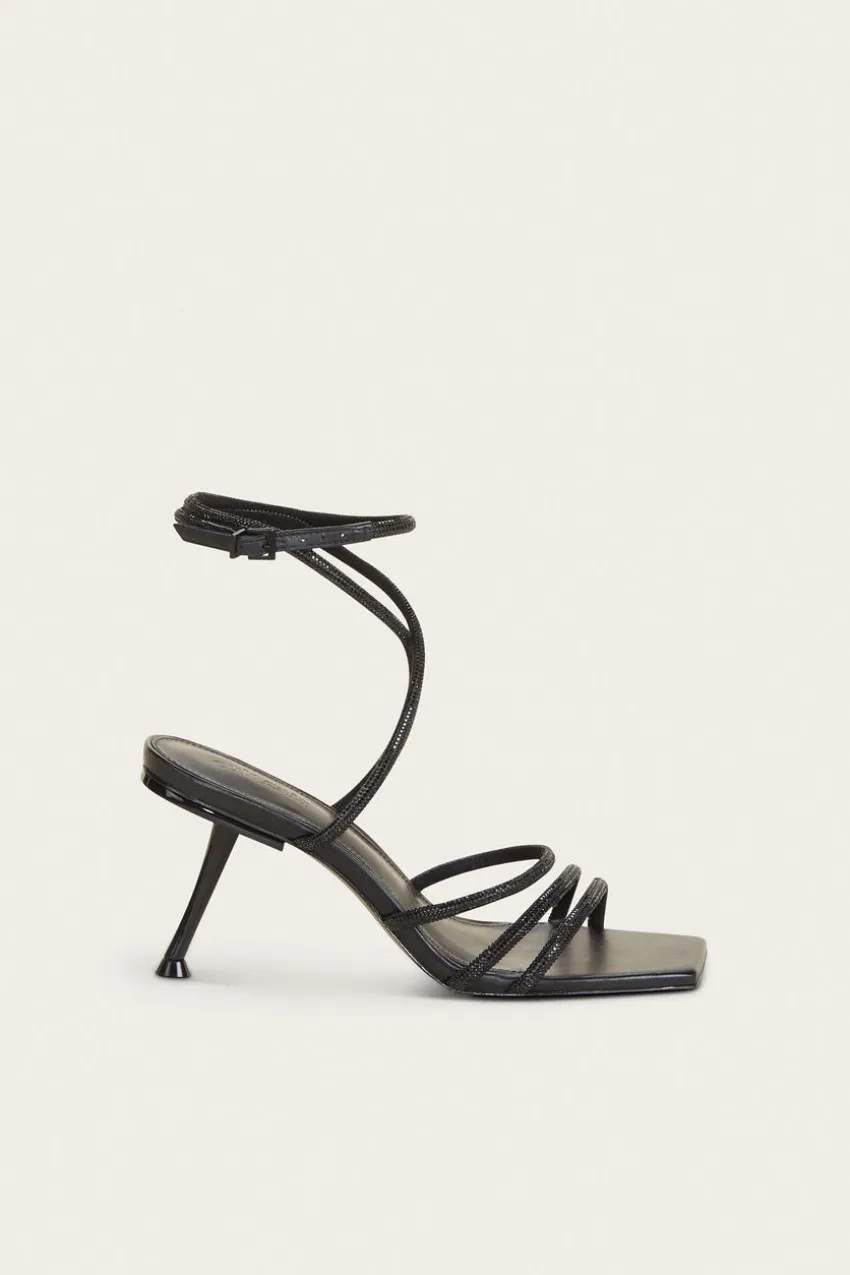 Isa Sandal