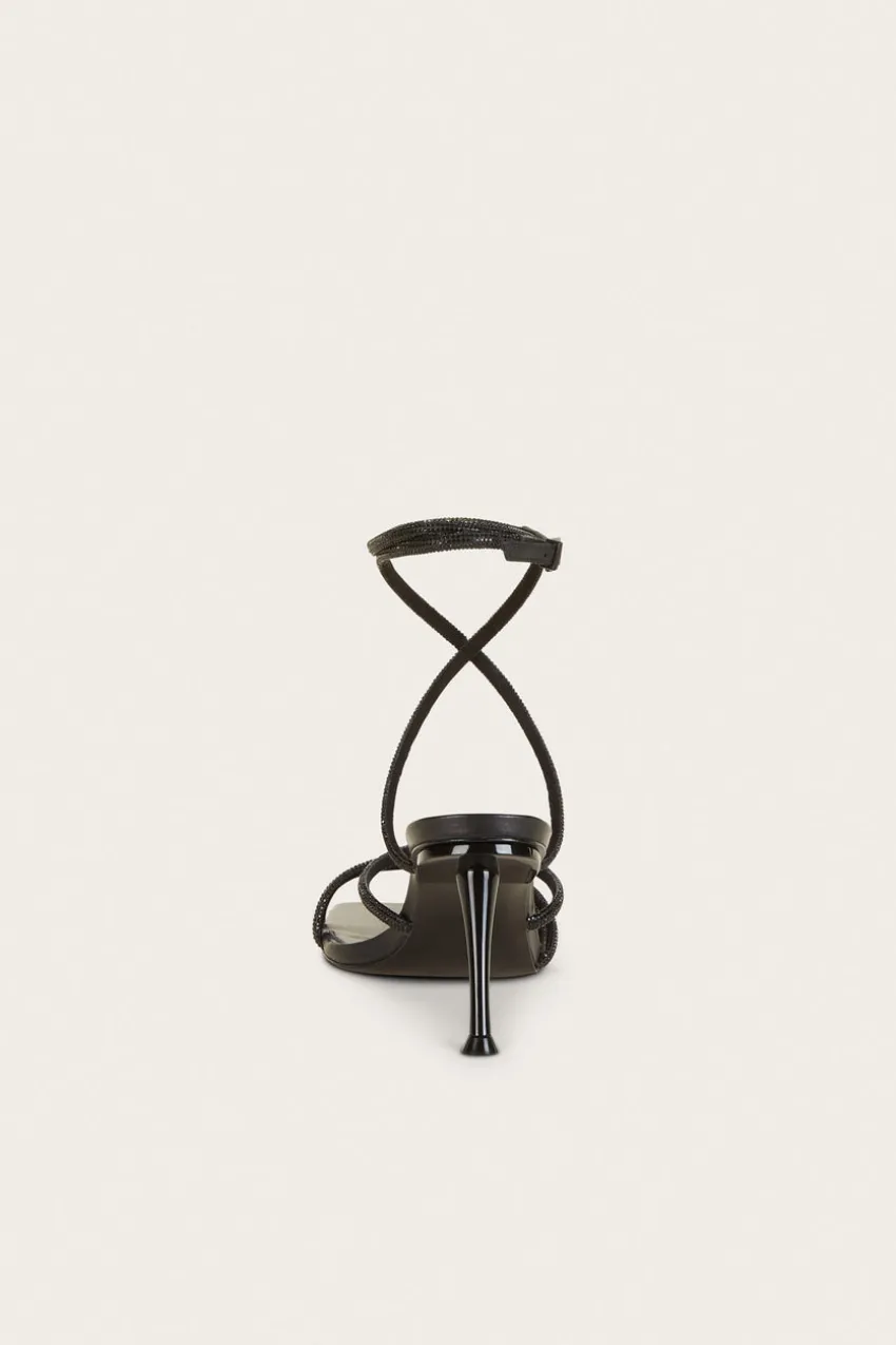 Isa Sandal
