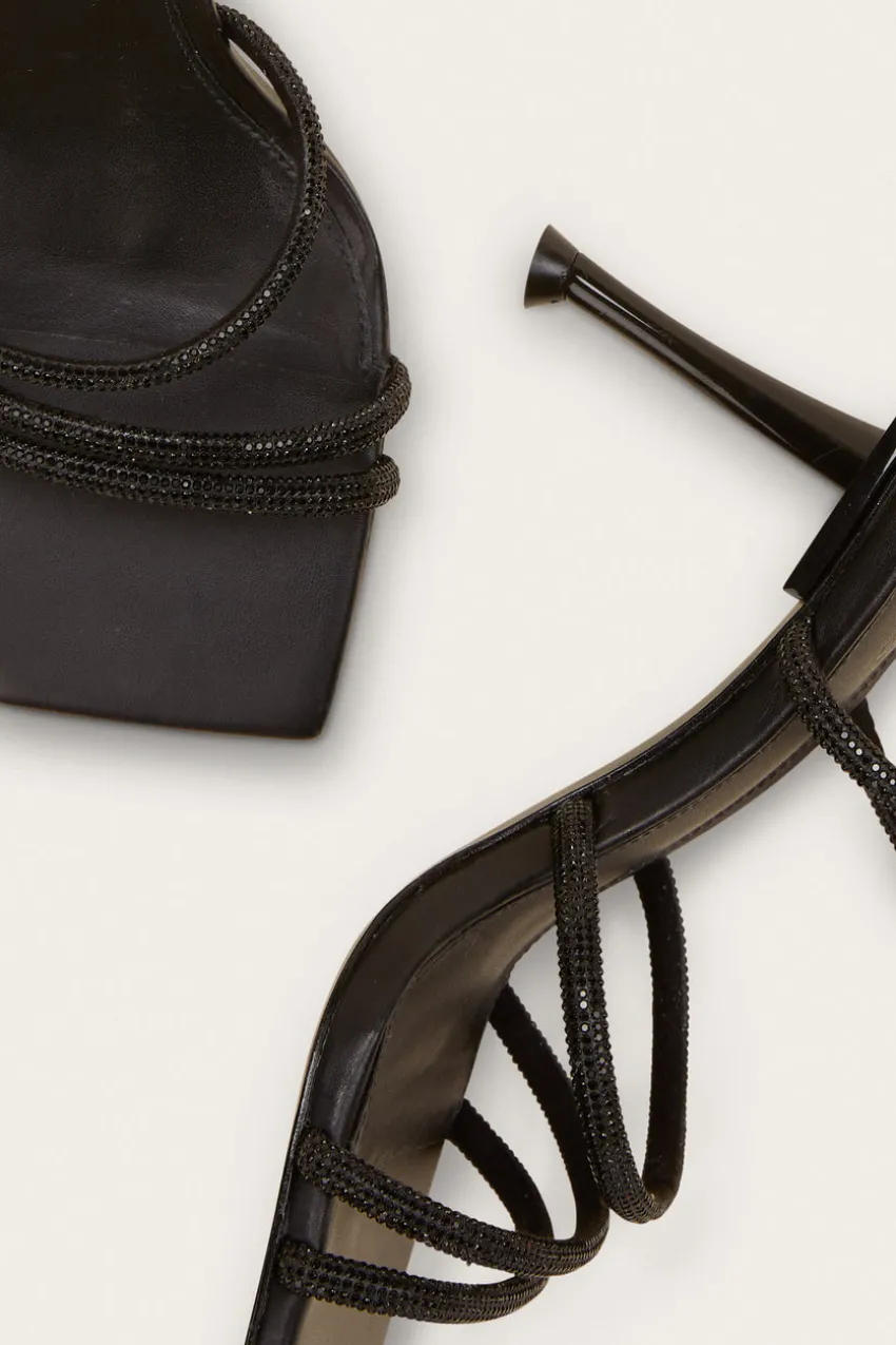 Isa Sandal