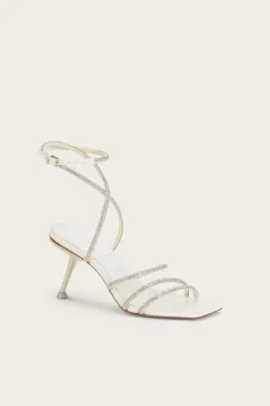 Isa Sandal