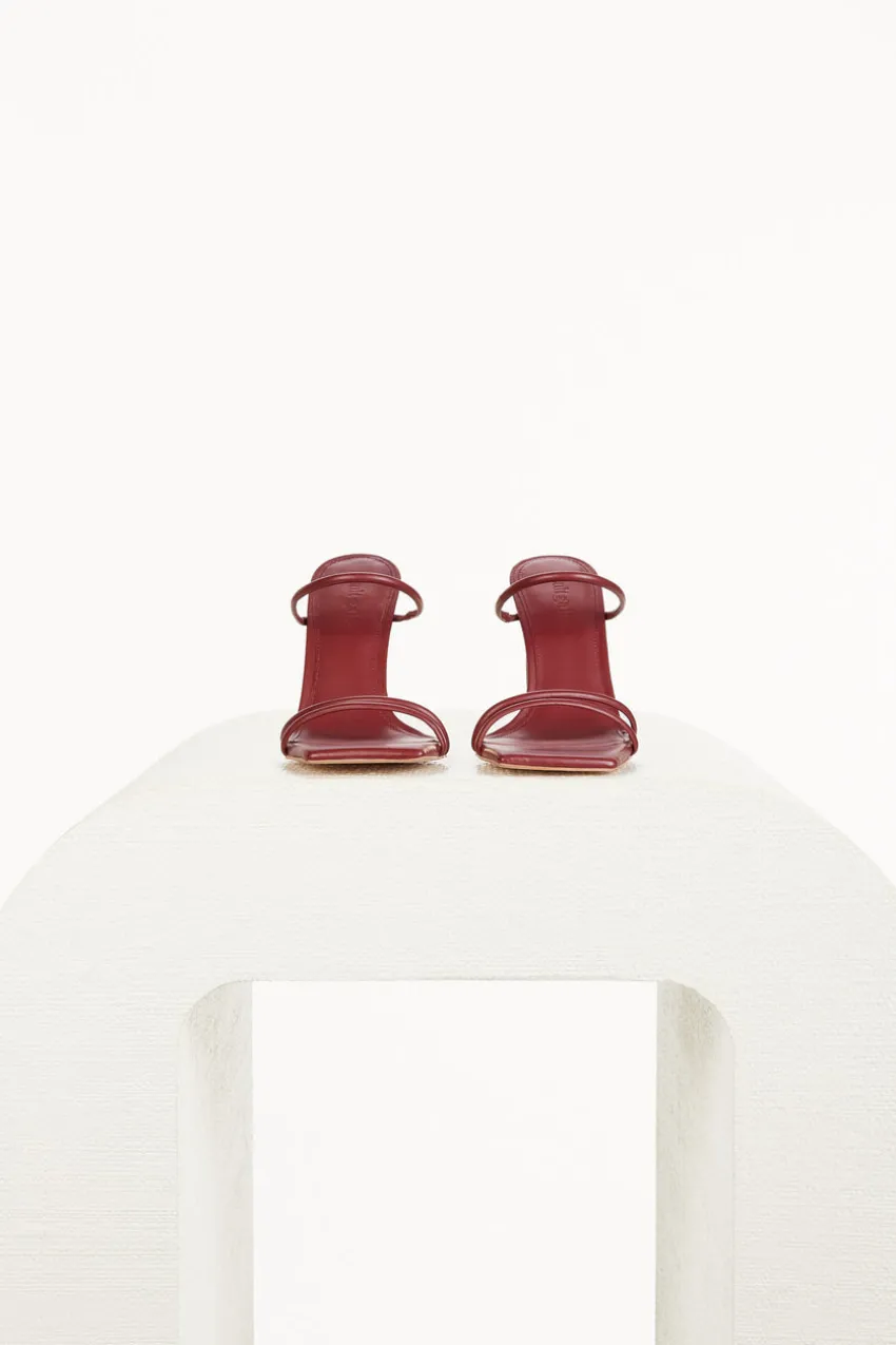 Laleh Sandal