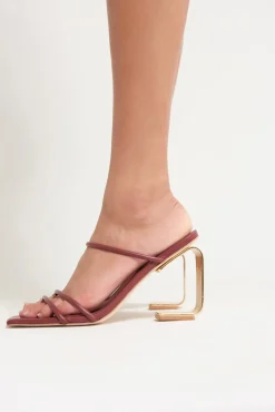 Laleh Sandal