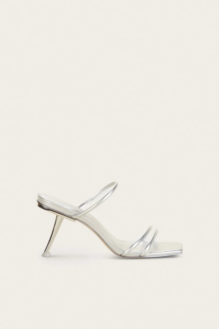 Lydia Sandal