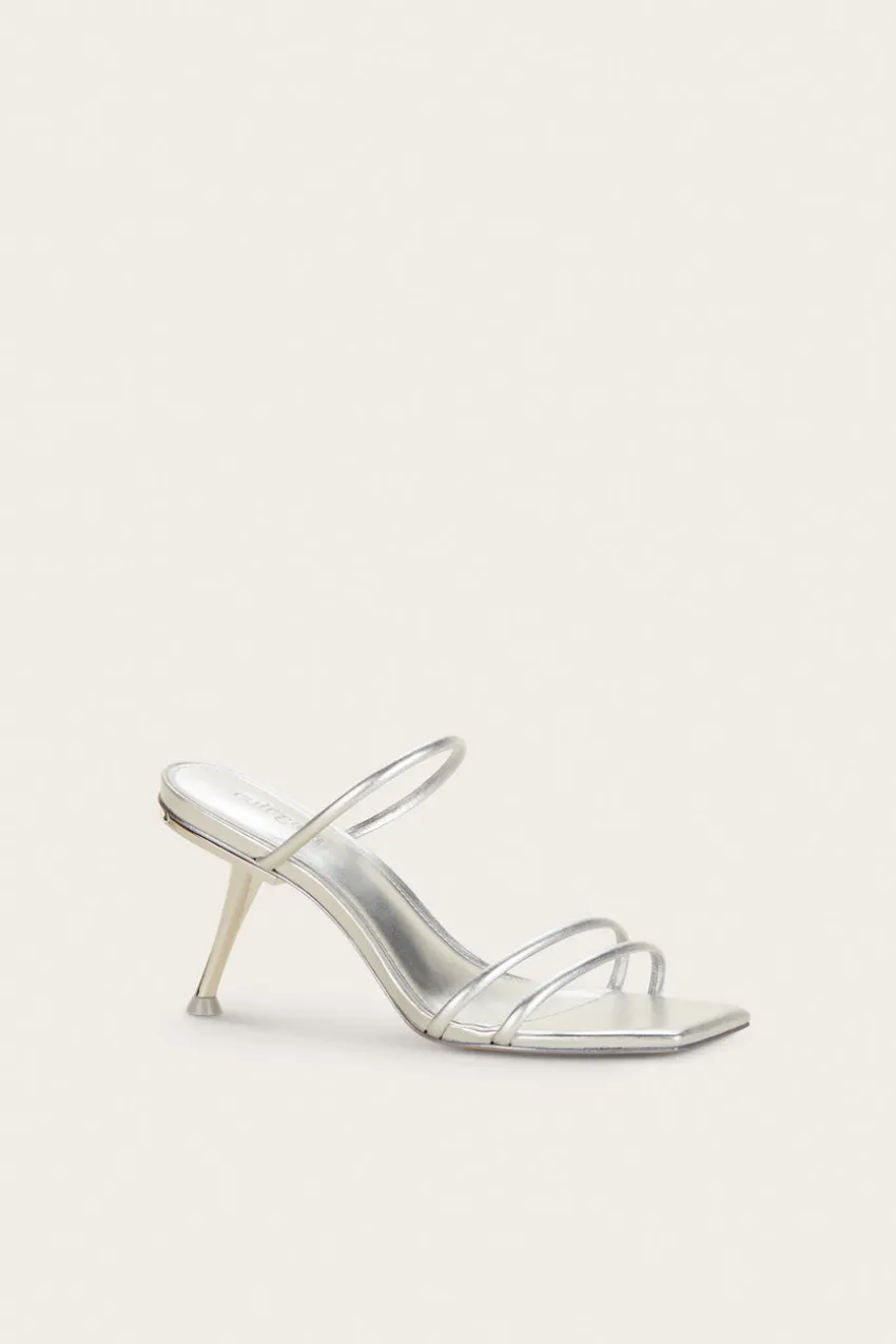 Lydia Sandal