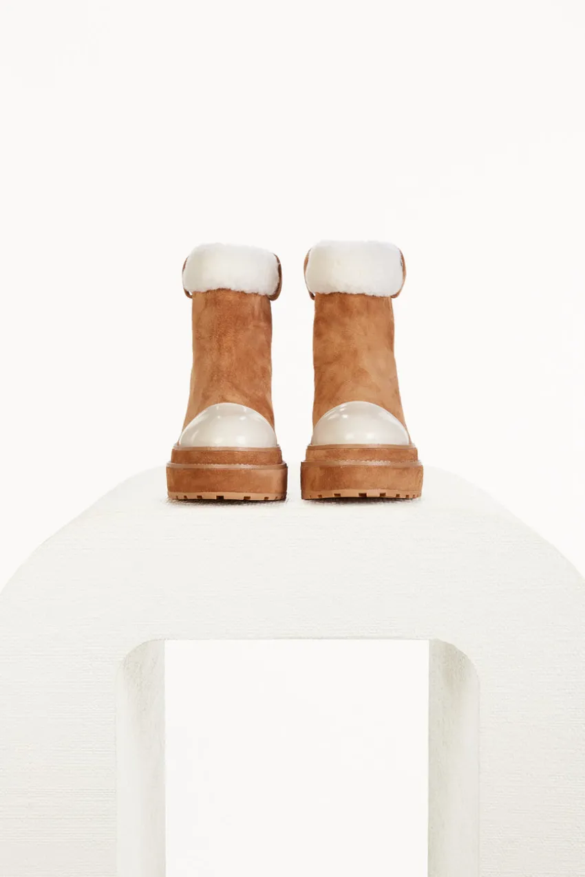 Raine Boot