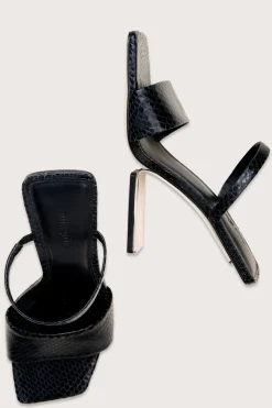 Rene Sandal