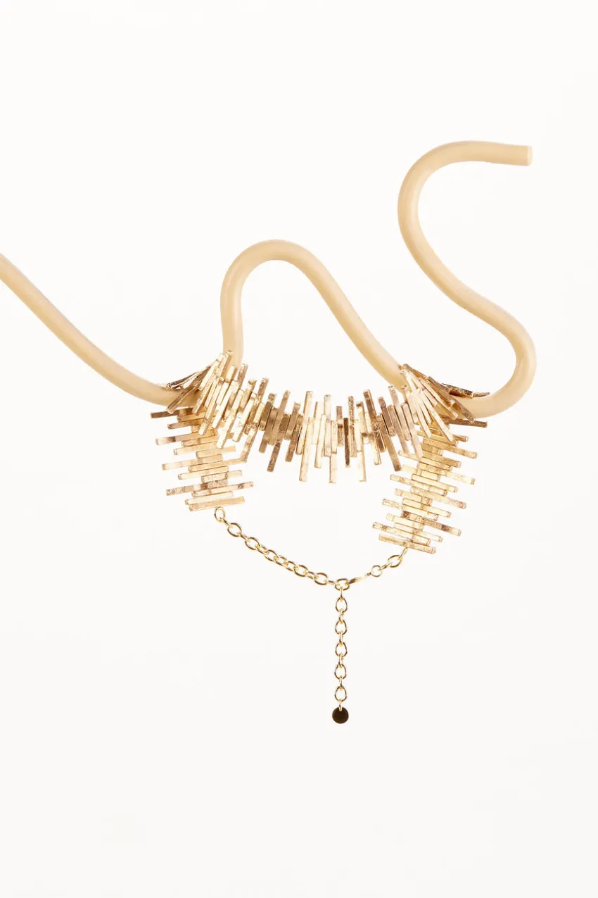Vita Choker